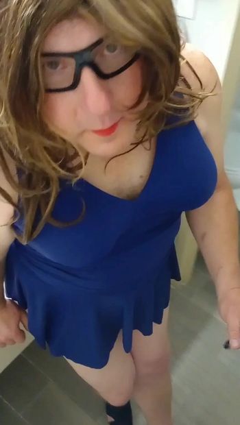Mavi elbise