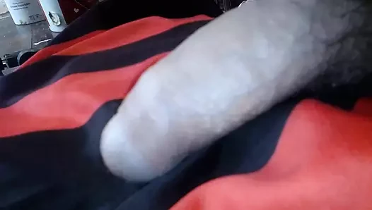 Çok büyük penisli genç Kolombiyalı porno