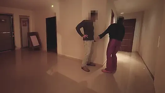 Hotwife auf der bauparty gefickt - sperma im mund