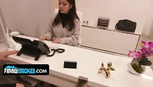 Otoriter üvey anne Shay üvey oğlunun işte götünü sikmesine izin vererek gerginliği azaltıyor