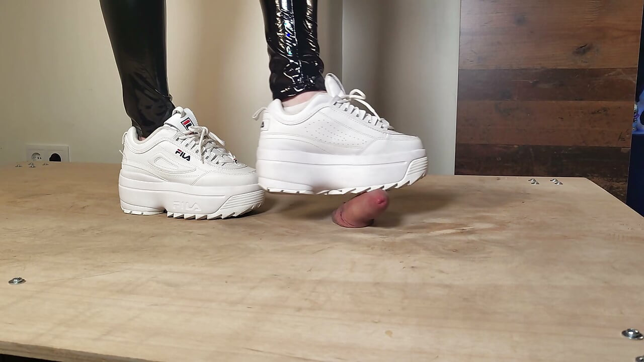 Fila Disruptor Plateau Cock Crush Full Clip - Lady Thaya