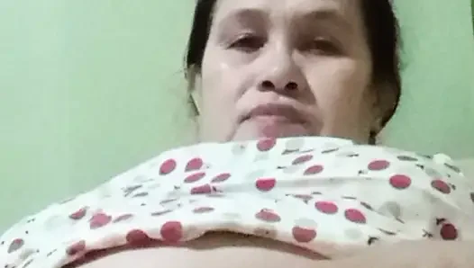 jercking to my beautiful wife.