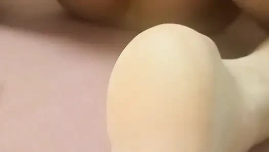 Он не мог дождаться, чтобы положить свой хуй в мою мокрую киску