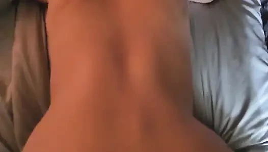 Güzel Kız 31 Talimatı Bakış açısıyla Domaltarak Sikişiyor