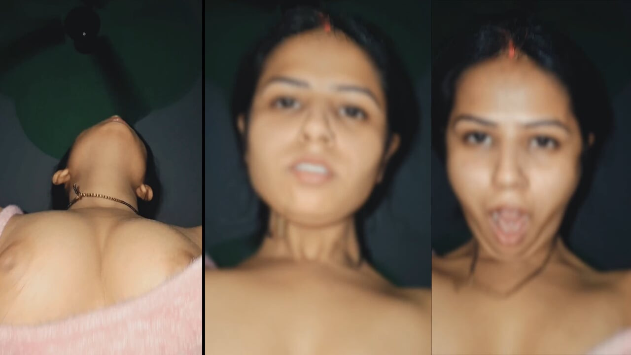 Pušenje Latika soka u pičku, pa žestoko jebanje