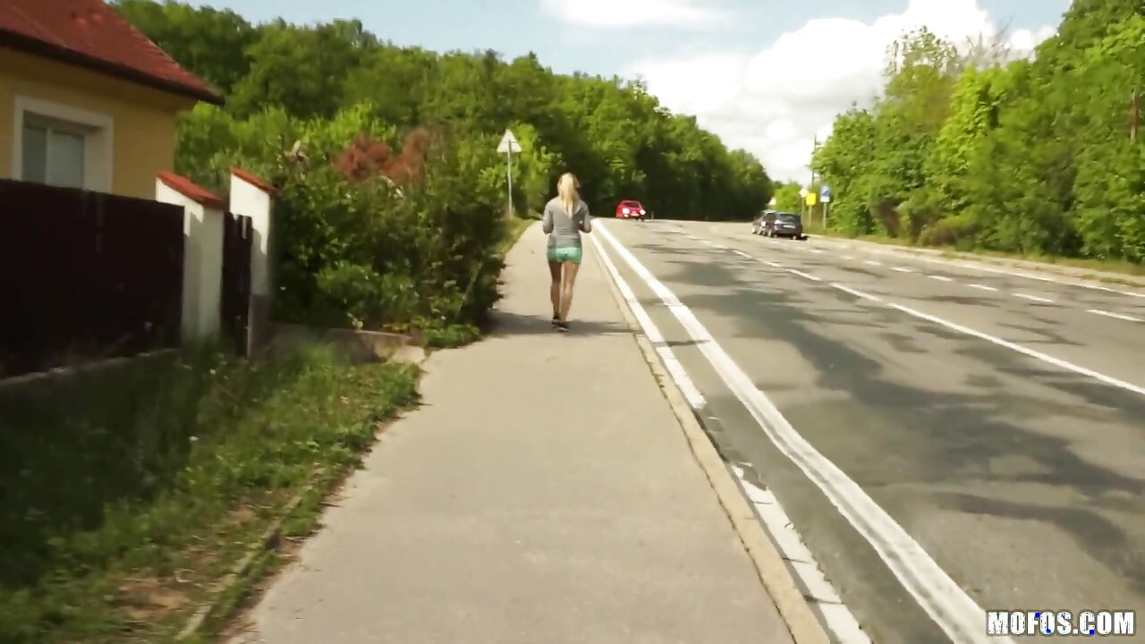 Public Pickups - Amateur Euro Jenna Lovely Loves Public Anal