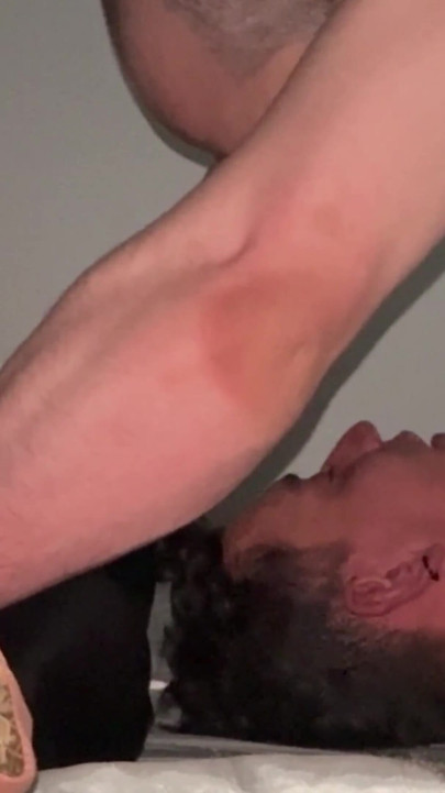 Gnadenlose bestrafung, gesichtsfick, halsfick