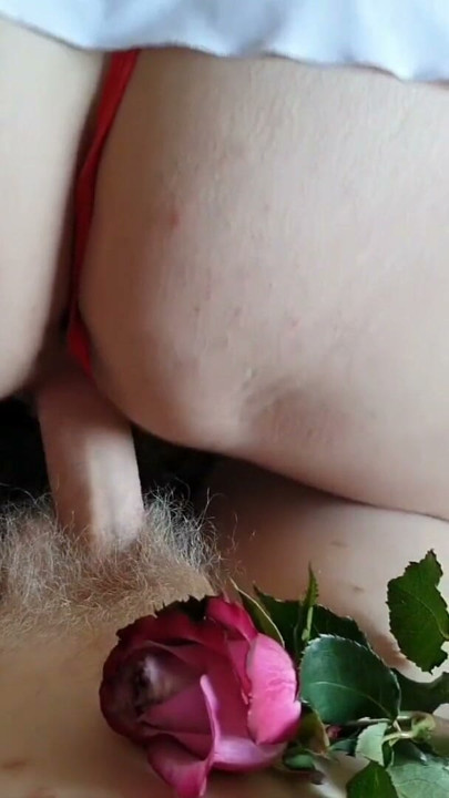 AngeLove – hot milf wishes you a happy Valentine’s Day, baby!! | Clip 1