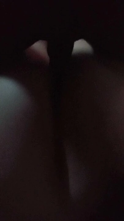 大黑鸡巴在继妹内射精粉红色的紧逼内射