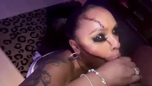 Porsha Carrera bakış açısıyla yarak emiyor ve yüzüne boşaltıyor