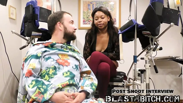 Minnie Rose's Pussy Gets Filled With Cum, POV Version
