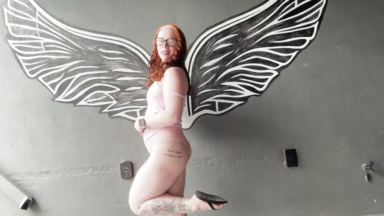 Perfect MILF in white big ass lingerie strokes herself wanting sex