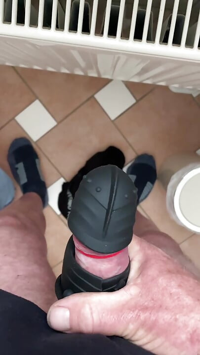 New masturbator very horny 1