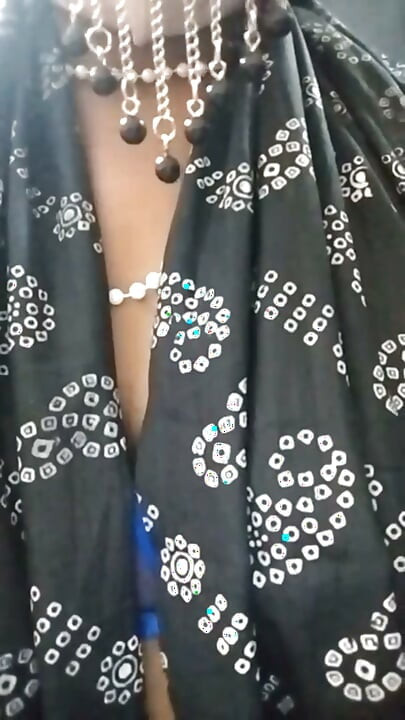 Sonam ki jawani new dress hotness vedio