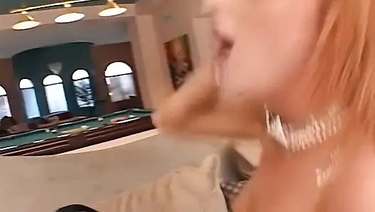 Leidenschaftliches lesbisches muschilecken und fingern