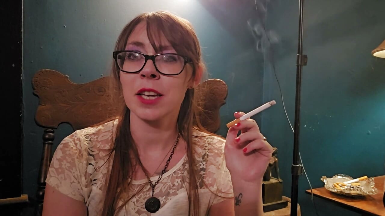 Eu simplesmente fumo muitos cigarros