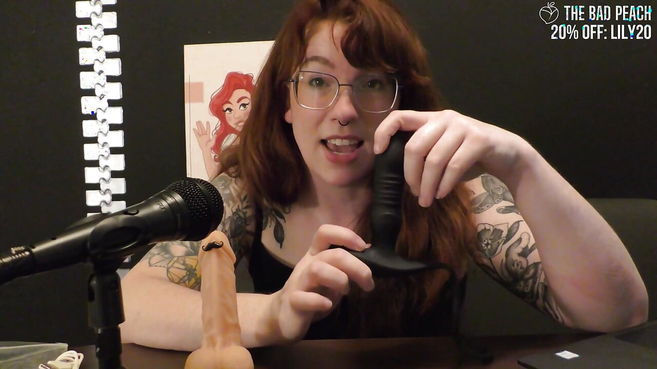 NSFW Review of a Remote Control Thrusting Prostate Massager From the Bad Peach
