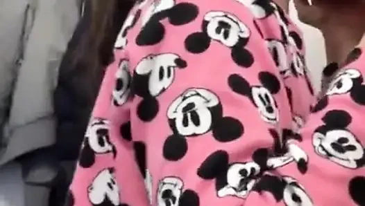 Francesca Palma oda arkadaşımın yarağını emiyor