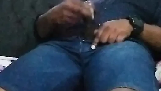 Sikimin sıvazını gösteriyorum