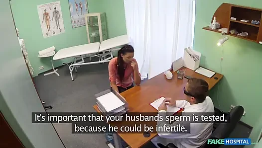 Frau mit Fruchtbarkeitsproblemen bekommt eine Dosis Doktorschwanz