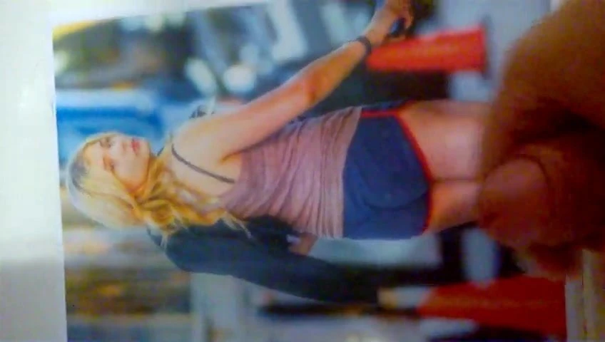 Ejaculare pe fundul lui Chloe Moretz 3