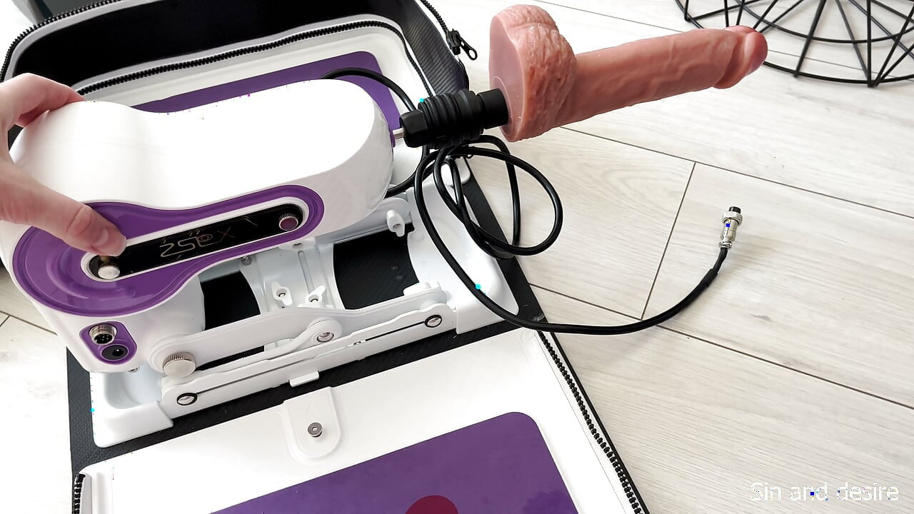 "OMG, Why Did You Do That To Your Stepmom. This Is So Wrong!!!" Stepson tricked his stepmom playing with Rimba sex machine in VR