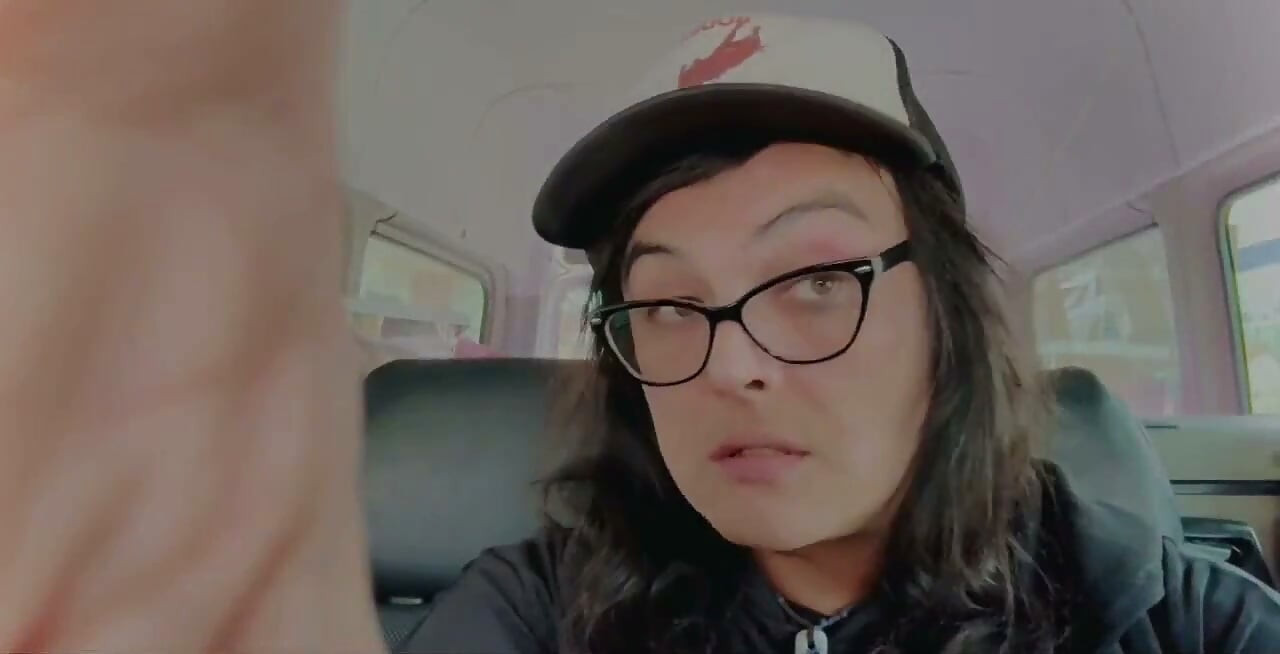Potpuno sam prošvercovao ovaj video u bend kombiju