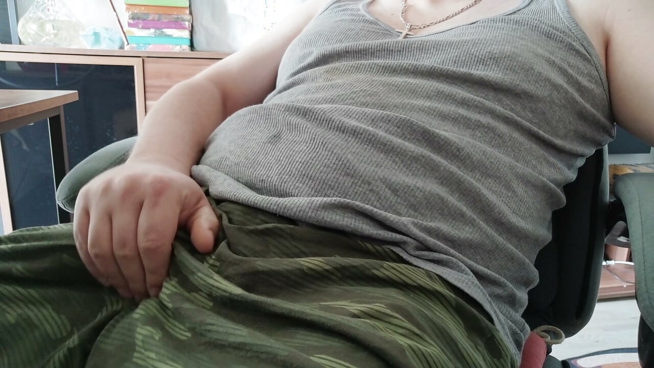 Playing nicely on me and then cumming