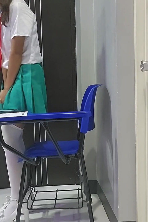 Desperate Student Pee