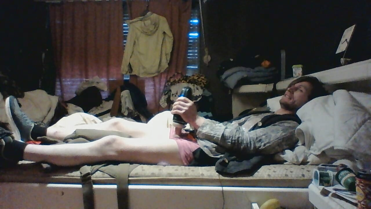 Amatör femboy mastürbasyon mastürbasyon seks oyuncağı büyük boşalma 3ftbouch