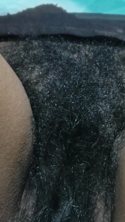 Homemade - rekaman seks tante seksi dengan memek berbulu yang super hot | Klip 1