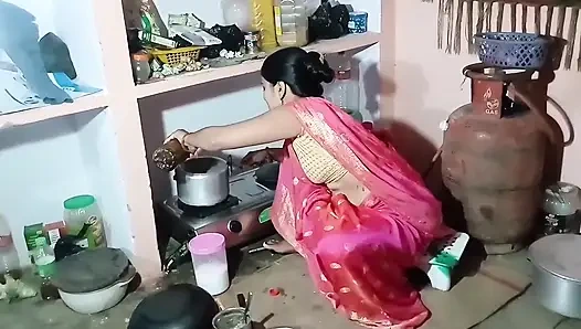 Lund ki bhukhi mother-in-law ko ghodi bana ke choda - Indian big boobs mylf taboo with hindi dirty talking