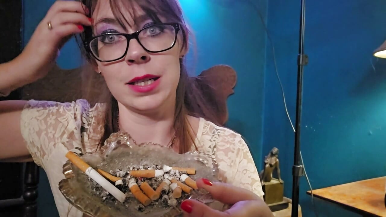 Solo fumo muchos cigarrillos