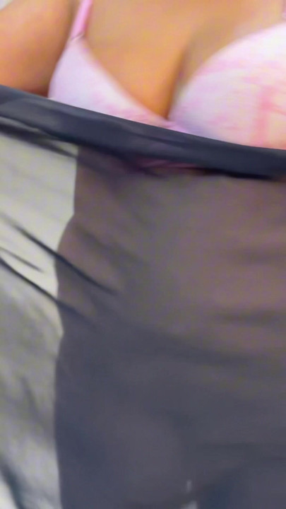 Big Boobs Arab Hot Stepmom without hijab and abaya