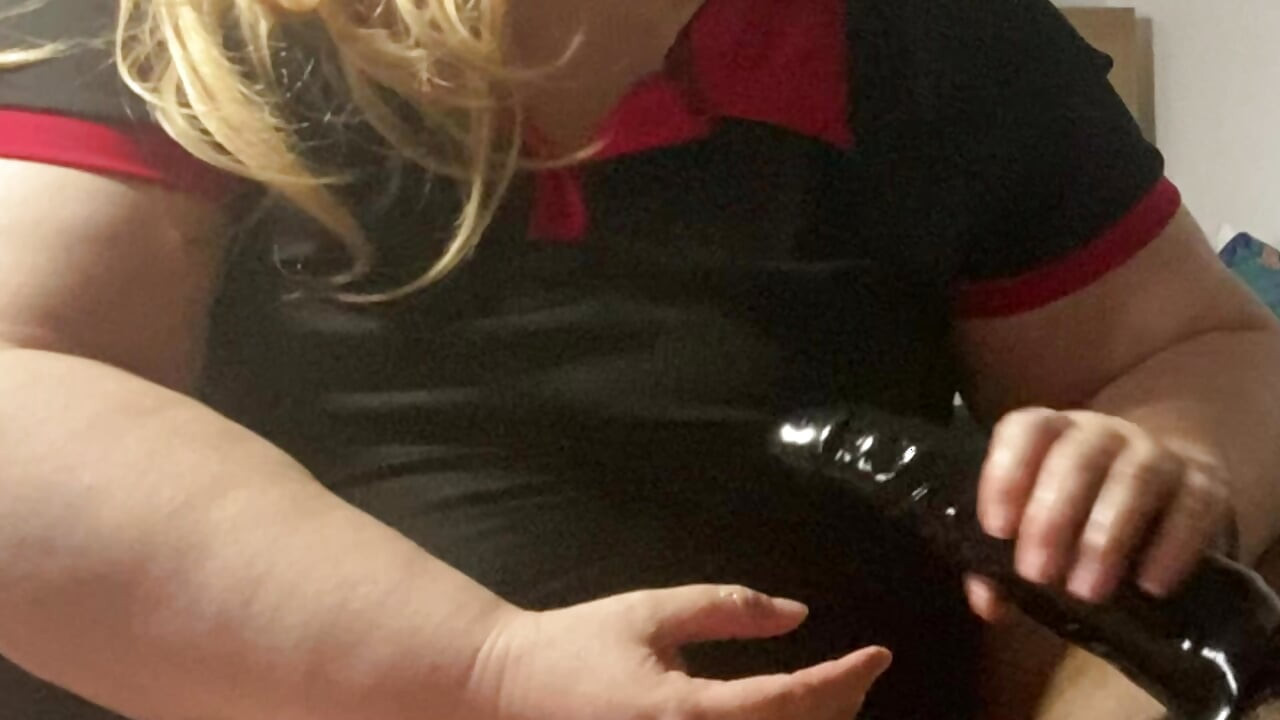 British Blonde Milf gets wild with Huge BBC. Naughty play