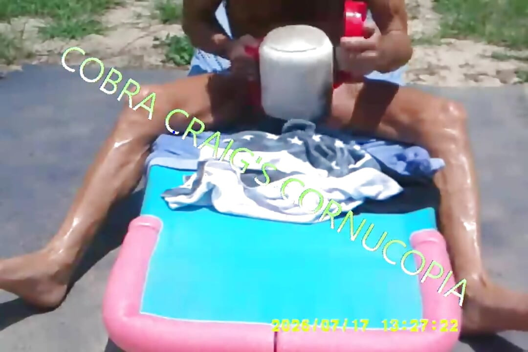 7-17-2026 FRONT TANNING THE DANCING  FRONT TANNING SHE BLINDED ME WITH SCIENCE BAHAHAHA.mp4
