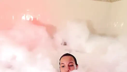 Найди меня, превращающаяся в русалку, затерявшаяся в райском пузыря