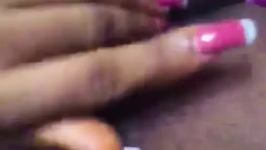 Video viral si cantik roselee lagi asik muasin memeknya sendirian
