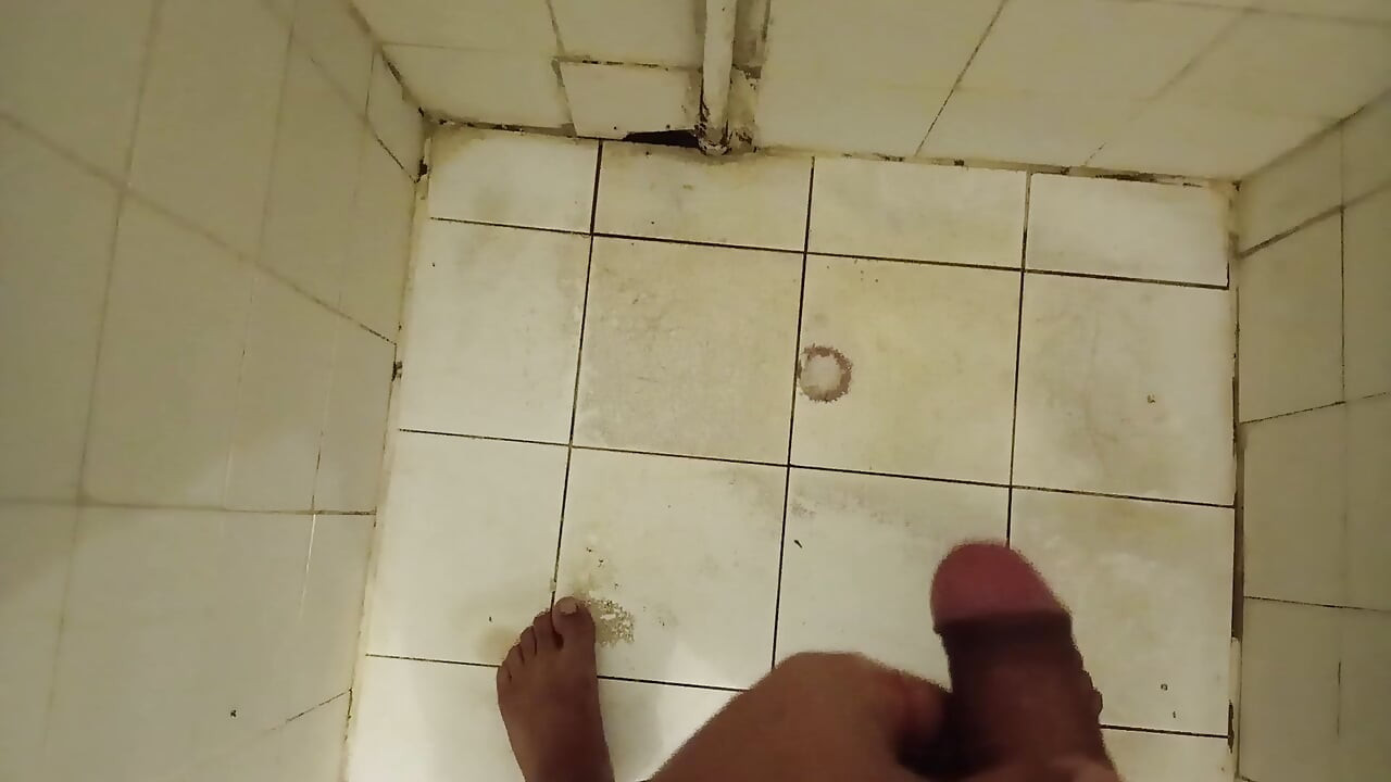 Sit down to play with the lad