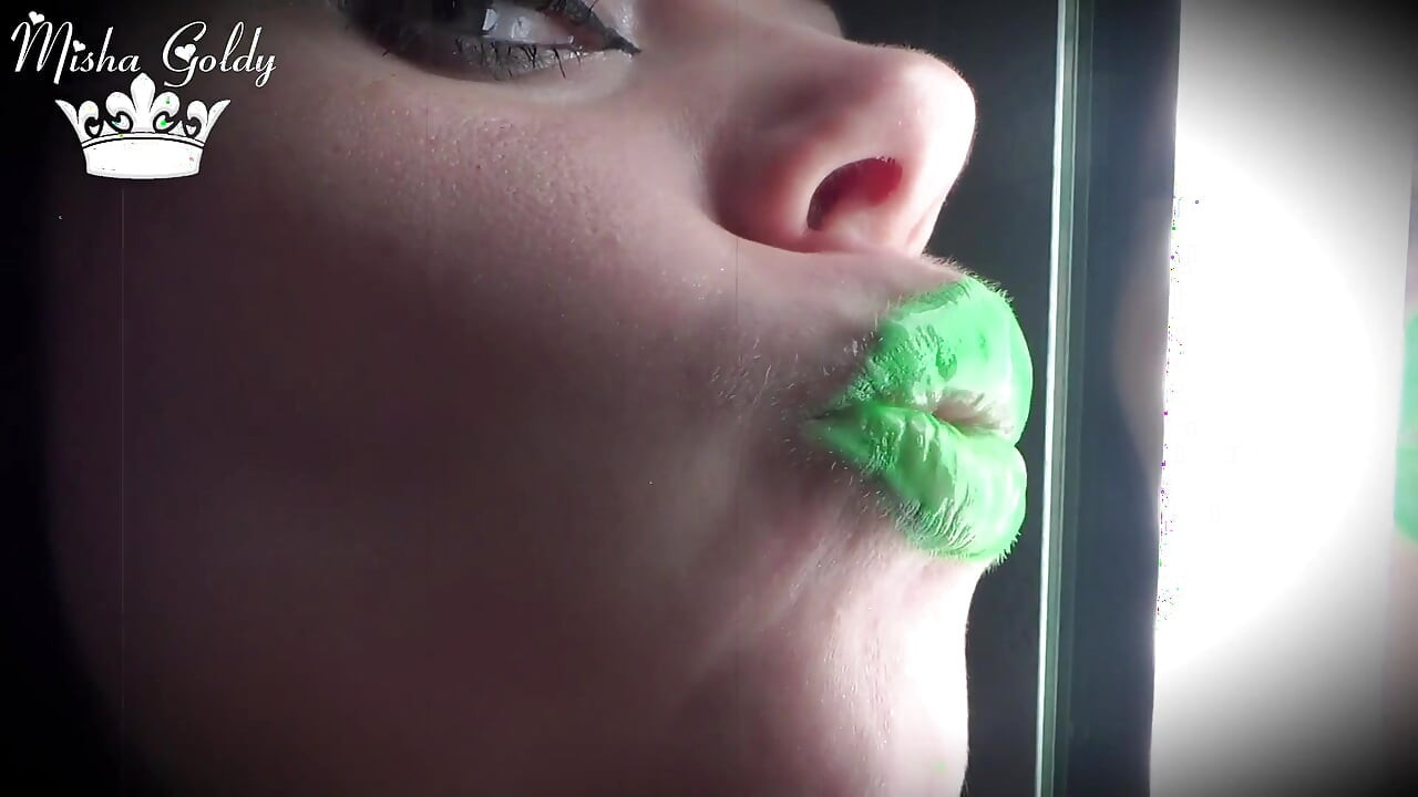 Mesmerized phosphoric glossy green lips