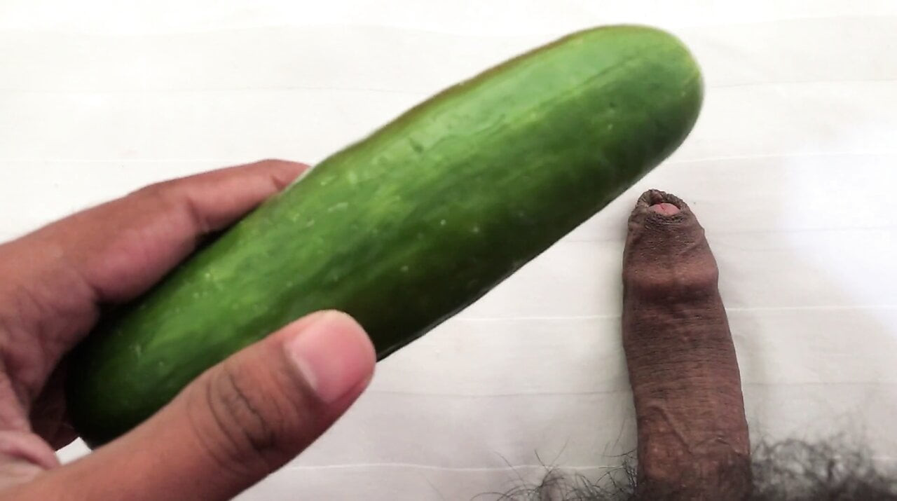 Uncut Big black cock masturbation daddy