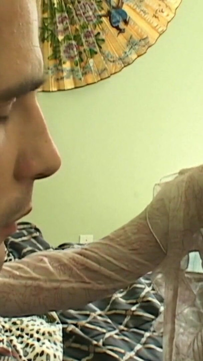 Trenutak koji morate vidjeti iz "Moj polubrat mi samo gura kurac u pičku"