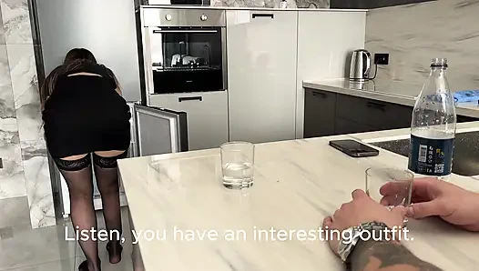 Tetangga acak (seks dengan dialog)