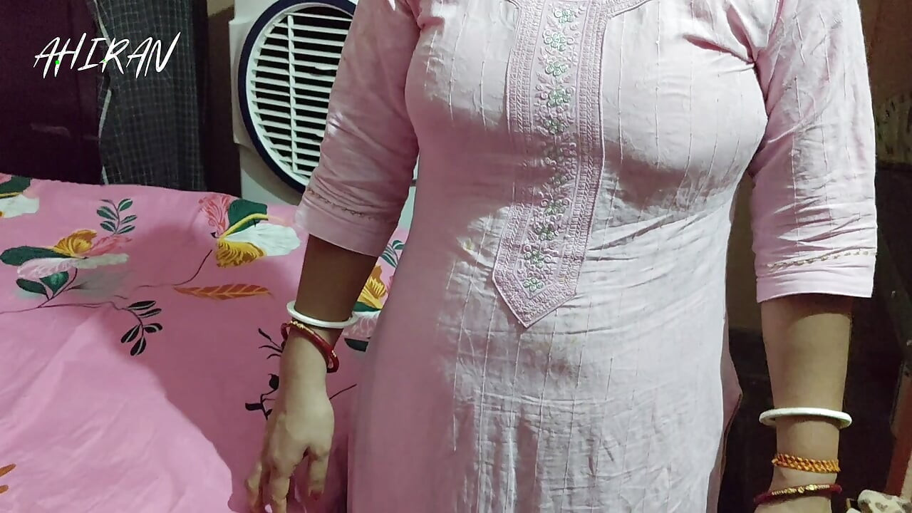 ASIAN INDIAN FEMALE VILLAGE YOUNG GIRL FORPLAY WITH HER BOYFRIEND. PINK DRESS, HAIRY VULVA AND TIGHT SKIN ASS.
