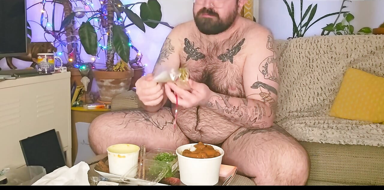 Stepdaddy Stuffs His Face with a Takeaway and Enjoys It so Much He Wanks with the Sauces!