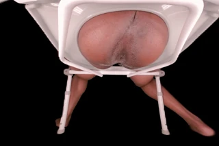 Ebony Pee on Toilet POV - Dirty Asshole Golden Shower