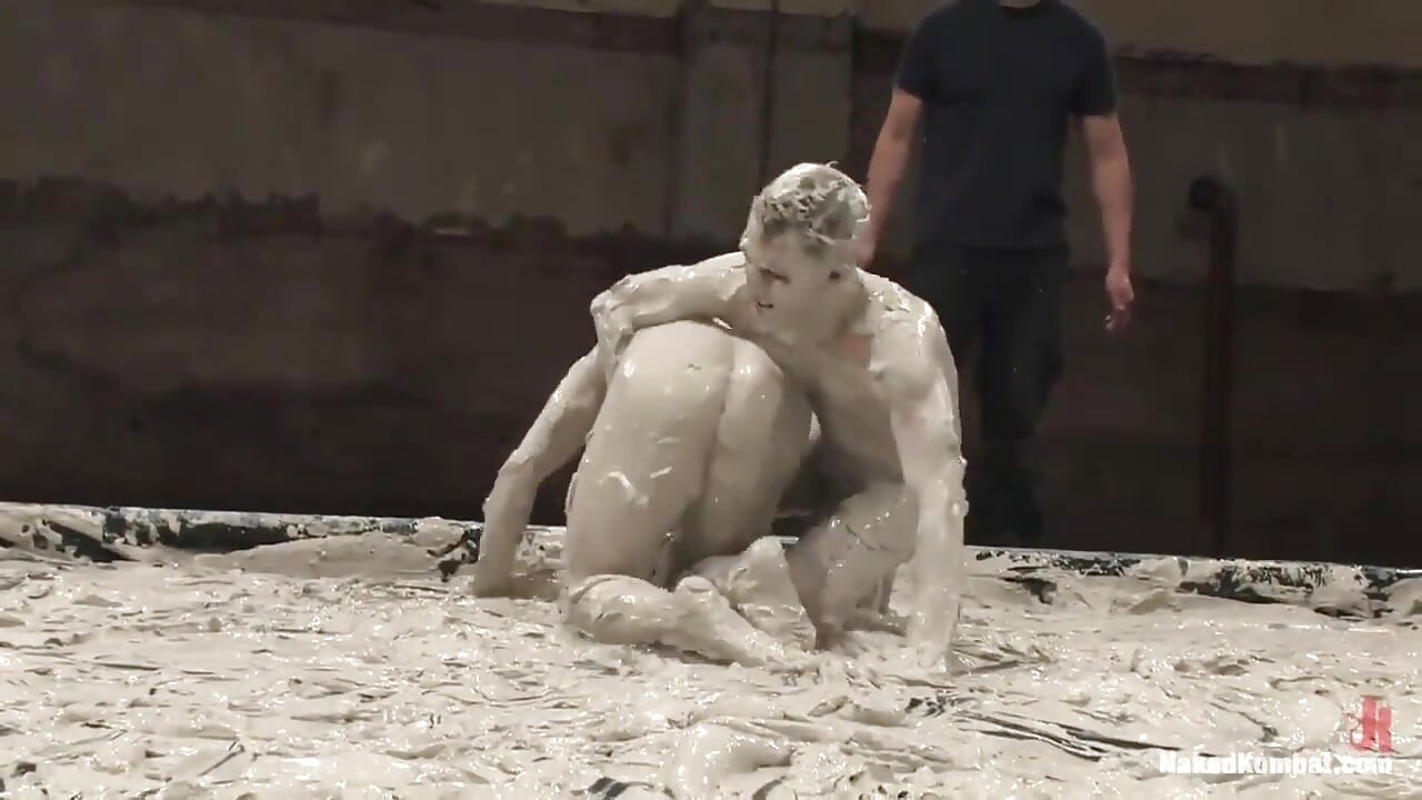 Dean Tucker Vs James Hamilton the Mud Match