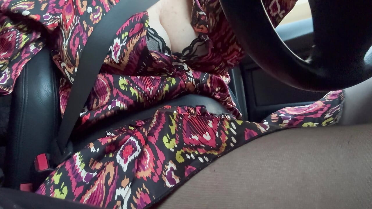 I woke up horny and touched my pussy through pantyhose in the car in public