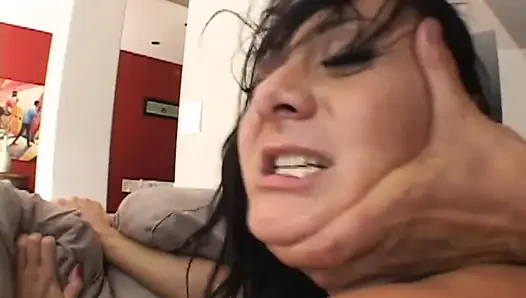 Extrem harter sex mit großen schwänzen, tiefe kehle von MILF nymphomanin-schlampen (kompletter film)