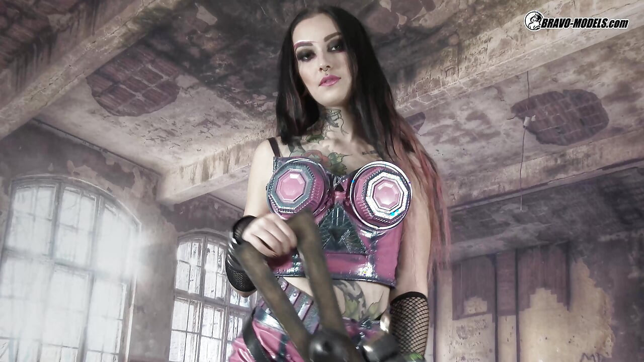 431 - Sharlotte Thorne